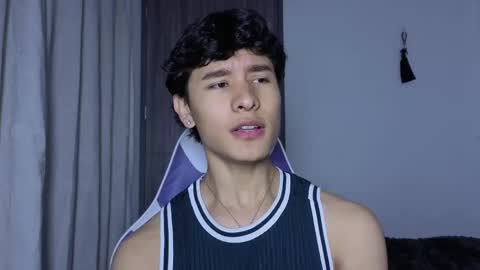 Noah online show from October 3, 2025, 12:24 pm