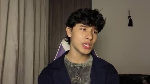 Noah online show from November 6, 2025, 11:15 pm