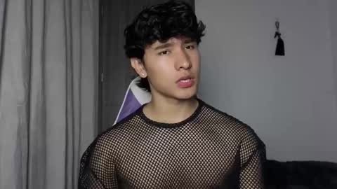 Noah online show from November 23, 2025, 4:51 pm