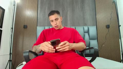 JACK PERGURTSON online show from April 8, 2026, 10:37 am