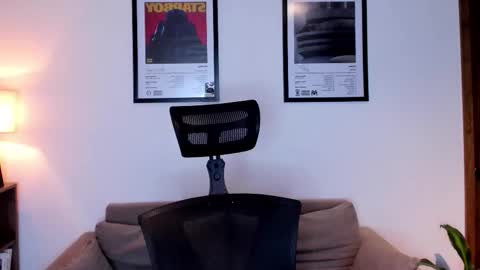 Jack J online show from October 8, 2025, 10:35 am