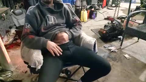 Dess online show from February 16, 2025, 10:32 pm