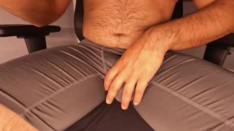 Snapshot of jackenwatch chatting on December 17, 2025, 7:36 am jackenwatch online show from December 17, 2025, 7:36 am