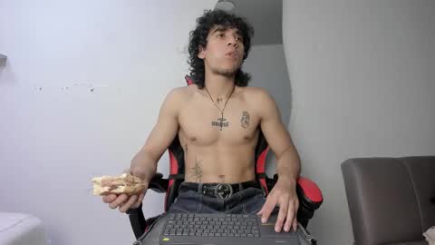 Snapshot of jackestaylor chatting on November 13, 2025, 5:39 am Jackes Taylor online show from November 13, 2025, 5:39 am