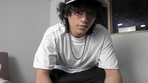 Snapshot of jackestaylor chatting on November 28, 2025, 11:51 pm Jackes Taylor online show from November 28, 2025, 11:51 pm