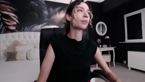 Snapshot of jackie__fox chatting on June 2, 2026, 4:47 am Jackie online show from June 2, 2026, 4:47 am