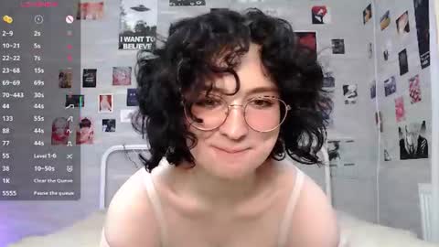 Snapshot of jackieapplepie chatting on June 13, 2026, 7:39 am JackieApplePie online show from June 13, 2026, 7:39 am