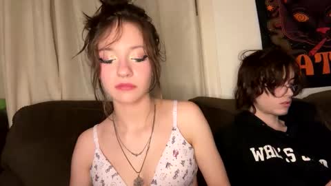 sophi scott online show from May 30, 2026, 7:49 am