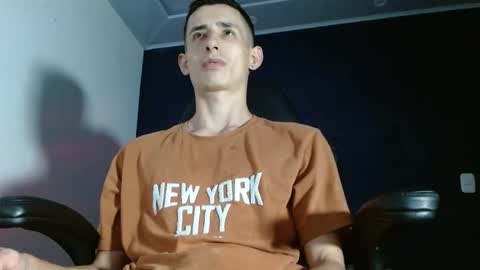 Snapshot of jackk_ho chatting on January 23, 2025, 4:19 am Jack online show from January 23, 2025, 4:19 am