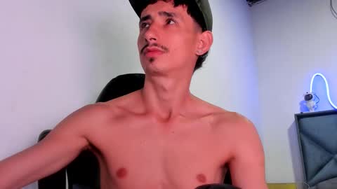 Snapshot of jackk_ho chatting on February 19, 2026, 7:48 am Jack online show from February 19, 2026, 7:48 am