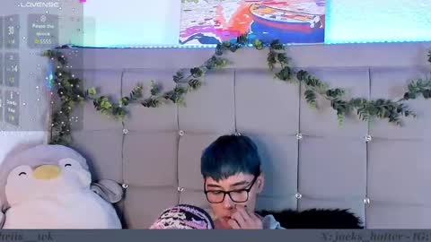 Snapshot of jacks_hotter chatting on May 9, 2026, 11:32 pm Jackson online show from May 9, 2026, 11:32 pm