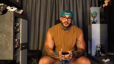 JC online show from October 29, 2025, 6:53 pm