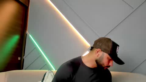 Jackson Wayne online show from March 6, 2025, 11:14 am