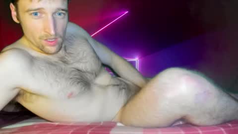 jacksonbutts online show from September 26, 2025, 9:24 am