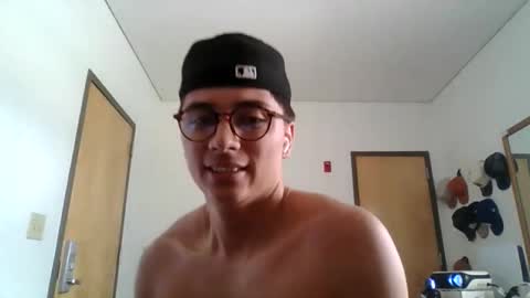 ImZacharyTyler online show from June 7, 2026, 5:49 pm