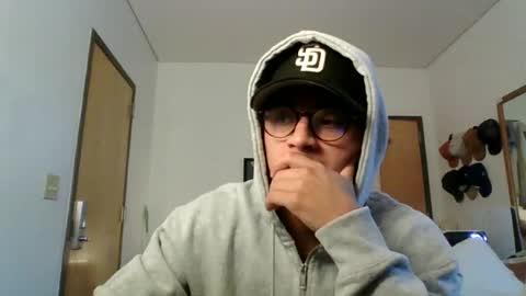 ImZacharyTyler online show from June 16, 2026, 12:24 am
