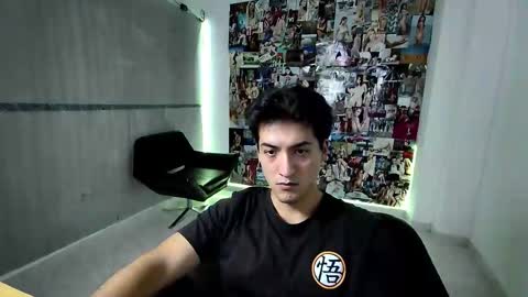 jackyrosee2323 online show from September 16, 2025, 1:06 am