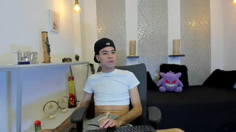 Snapshot of jacob_blackwell chatting on November 6, 2025, 7:48 pm jacob_blackwell online show from November 6, 2025, 7:48 pm