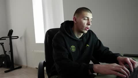 JACOB DEVON online show from April 19, 2026, 6:13 am