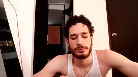 JACOB  ROBIN online show from December 2, 2025, 3:18 pm