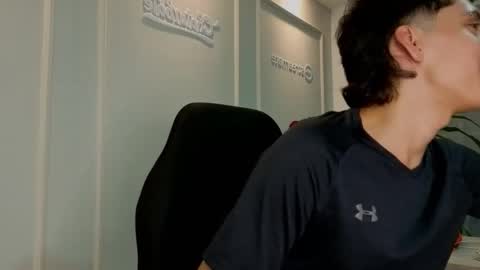 Snapshot of jacobo__parker21 chatting on May 28, 2026, 2:31 am jacobo parker online show from May 28, 2026, 2:31 am