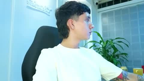Snapshot of jacobo__parker21 chatting on June 3, 2026, 2:14 am jacobo parker online show from June 3, 2026, 2:14 am