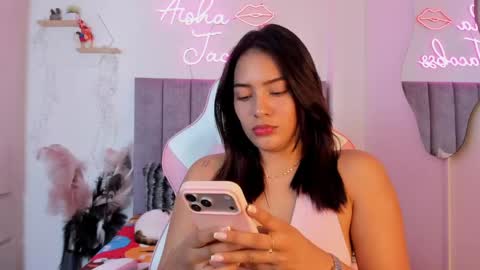 Snapshot of jacobss_gh chatting on May 13, 2026, 10:49 pm JACOBSS online show from May 13, 2026, 10:49 pm