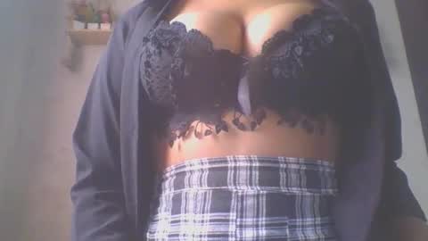 jacqueline_fernandez online show from October 22, 2025, 7:08 am