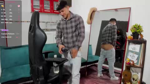 jacobo online show from October 9, 2025, 4:38 pm