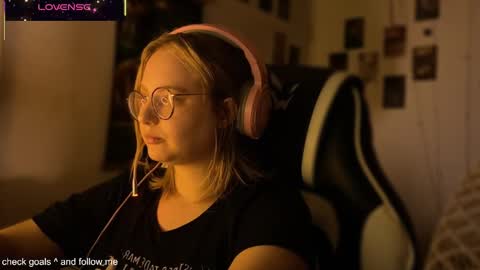 jacywinslat online show from October 23, 2025, 6:50 pm