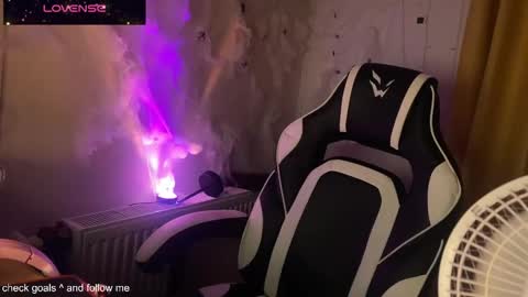 jacywinslat online show from October 31, 2025, 9:16 pm