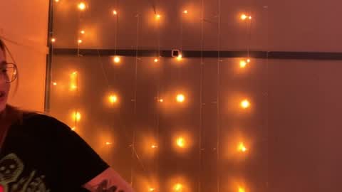 jacywinslat online show from November 10, 2025, 1:48 am