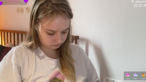 jacywinslat online show from February 2, 2026, 6:56 am