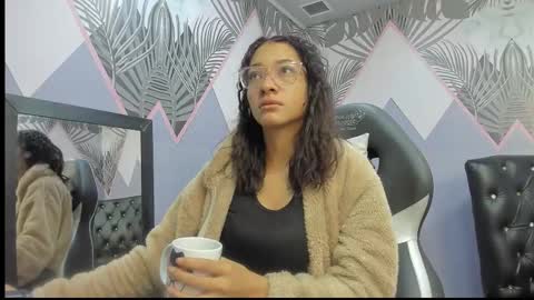 Jadde Greyy  online show from December 14, 2025, 11:48 am