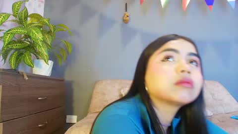 Snapshot of jade_brunnette chatting on July 5, 2026, 8:16 pm Jade Brunete online show from July 5, 2026, 8:16 pm