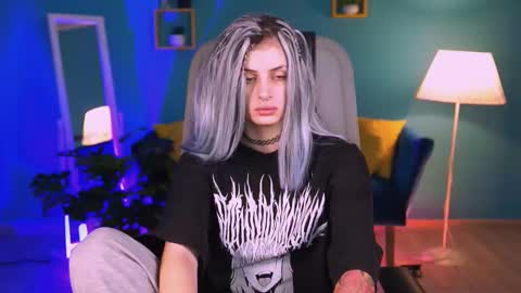 jade_castle online show from November 16, 2025, 2:39 am