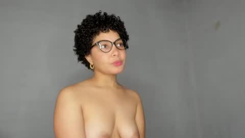 Jadeleidy Dorthini online show from November 18, 2025, 9:30 pm