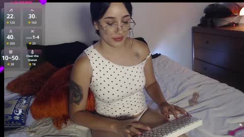 Snapshot of jade_evergreen_99 chatting on July 22, 2026, 8:11 pm jade_evergreen_99 online show from July 22, 2026, 8:11 pm
