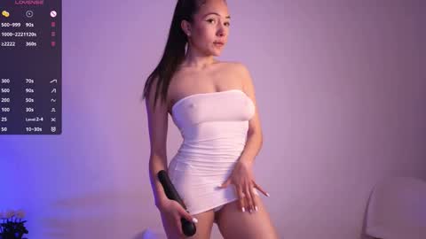 Jade Paris online show from February 24, 2026, 9:40 am