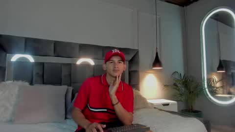 Jade online show from February 22, 2026, 4:35 am