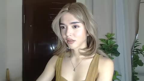 Snapshot of jade_the_vergin02 chatting on November 12, 2025, 8:26 am Adriana online show from November 12, 2025, 8:26 am