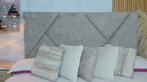 Alanis Cooper online show from October 1, 2025, 2:06 am