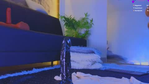 jadee__ online show from February 20, 2026, 6:19 am