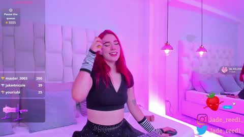 Jade Red  online show from December 26, 2024, 4:21 am