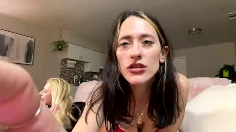 Snapshot of jadeee__ivy chatting on April 30, 2026, 9:04 am sexyeyes neverlie online show from April 30, 2026, 9:04 am