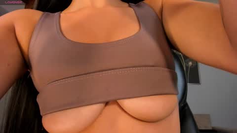 JADE EVANS online show from March 6, 2025, 6:37 pm