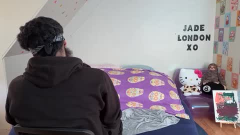 Jade online show from February 23, 2025, 1:10 pm