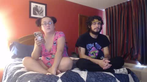 Jade online show from September 23, 2025, 4:10 pm