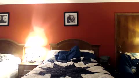 Jade online show from September 26, 2025, 7:51 pm