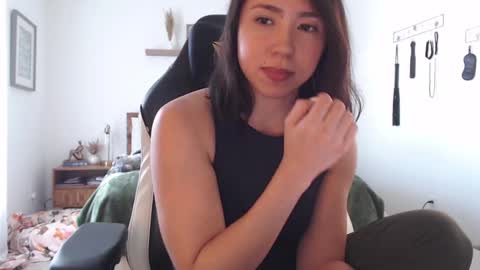 Jade Love online show from January 20, 2025, 7:46 pm